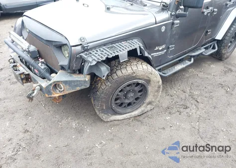 2016 Jeep Wrangler Unlimited Sahara from USA, damaged, VIN 1C4BJWEG0GL202702